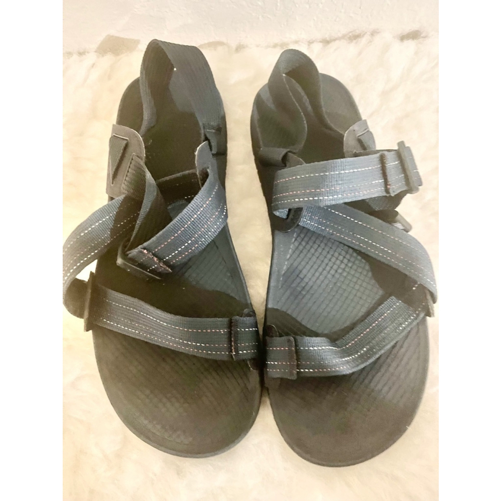 Chaco Men’s Lowdown Gray Sandal Size 11